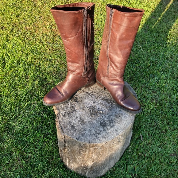 Santana Canada brown leather boots, waterproof, fleece lined, size 7 1/2, zipper - Picture 7 of 8